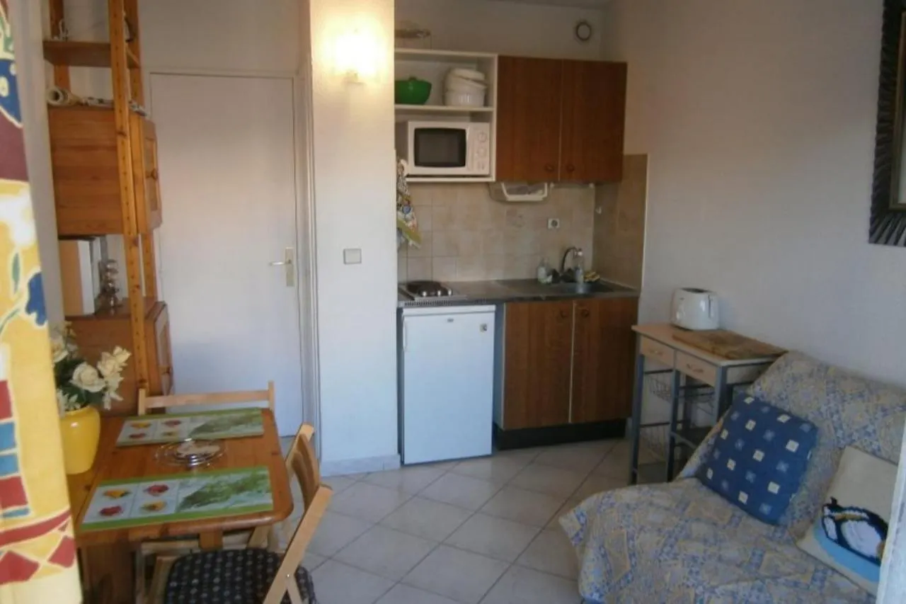 Comfortable Flat With Balcony Cannes City Centre 0*,  Francia